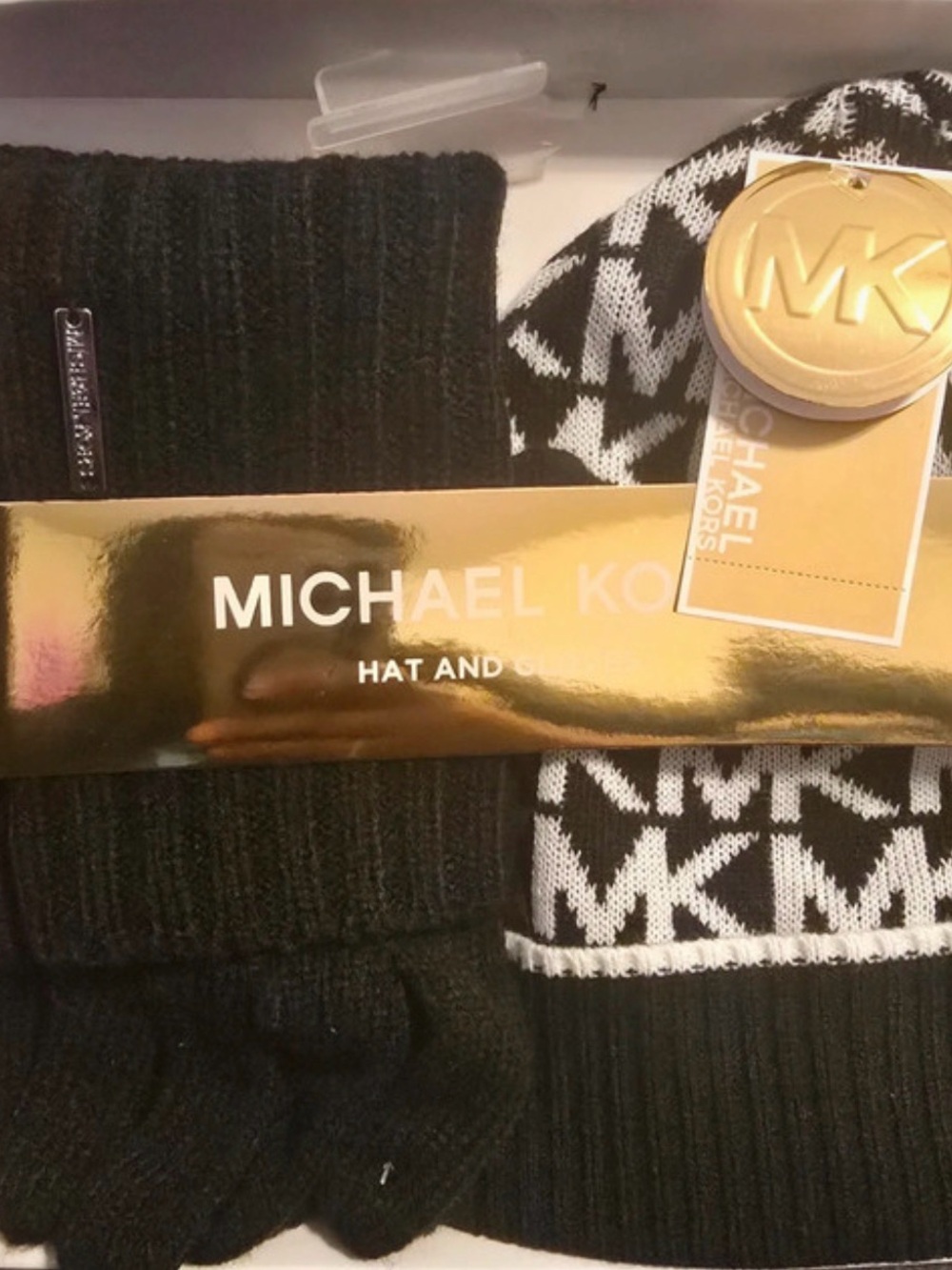 Michael Kors Black and White Logo hat and gloves Set